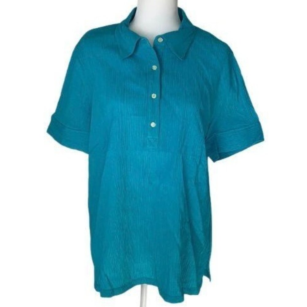 Orvis blue collared half button textured top